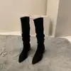 Botas de gamuza de tacón alto estilo Western hasta la pantorrilla para mujer, nueva colección otoño/invierno 2024, con forro de felpa, punta fina y un diseño alto y apilado, que se asemeja a las botas de montar