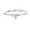 Exquisita pulsera de lazo plateada gruesa de alta calidad, venta caliente en vivo, estilo joven de moda, regalo de San Valentín