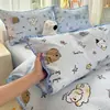 Set de Algodón Acolchado de Cuatro Piezas Estilo Nuevo 2026 con Diseño de Borde de Concha para Cama de Hogar, Dormitorio y Dormitorio de Estudiante