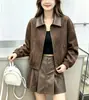 Chaqueta corta de mujer con solapa de gamuza estilo Maillard, nuevo modelo otoño 2026, chaqueta top retro versátil petite, moderna