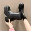 Botas Martin de plataforma gruesa que aumentan la altura para mujer, nuevo estilo otoño/invierno, negras, versátiles, para personas bajas, botines de tacón alto, tacón grueso, botines pequeños