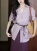 Camisa Elegante de Renda com Decote em V para Mulheres EryangJinshu de Algodão e Linho, Top Soltinho de Meia-Manga para o Dia a Dia