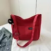 Bolsa tote personalizada simples retrô 2023 nova bolsa carteiro feminina casual para viagem bolsa de ombro grande capacidade da moda