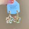 Brincos de Flores Coloridas 2026 Novo Design Estilo Longo Brincos Elegantes Fofos Doces Pingentes de Orelha Acessórios de Orelha de Verão à Beira-Mar