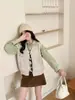 Chaleco cárdigan de punto sin mangas con cuello en V retro 2026 otoño e invierno nuevo diseño chaleco suéter casual en capas para mujer
