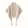 Xale triangular de cashmere com franjas feito à mão para mulheres, novo estilo outono/inverno, multifuncional, quente e fornece proteção para o pescoço. Novo estilo outono/inverno