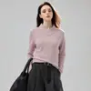 Fábrica de origen personaliza bufandas, cuellos y prendas base de acetato, lana y seda para otoño e invierno, ofreciendo marca privada y entrega rápida para pedidos pequeños.