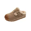 Pantuflas peludas Birkenstock de capibara para mujer, nuevos zapatos cálidos de algodón vintage 2026 con forro de felpa y punta cerrada