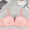 De acordo com Jiaoting 3056 Sutiã para Mães Feminino Tamanho Grande Roupa Íntima Fina Sem Aro Flor Escura Fivela Traseira de Três Colunas
