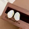 Pendientes de Botón Ovalados de Resina Transfronterizos Europeos y Americanos Pendientes Maillard de Otoño e Invierno Pendientes Simples de Moda Versátiles para Mujer Sensación de Alta Gama