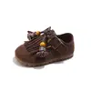 Zapatos Birkenstock para Niñas Primavera y Otoño Nuevos Zapatos Planos Antideslizantes de Suela Suave para Niños Zapatos de Cuero Retro de Moda para Niñas