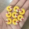 Resina de Liquidación Donut Simulación Comida Juguete Accesorios Hecho a Mano DIY Decoraciones para Funda de Teléfono Maceta Marco de Fotos Materiales de Decoración