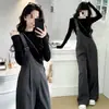 Conjunto estiloso de macacão para mulheres, nova coleção de outono, conjunto de duas peças da moda e que afina a silhueta: camiseta de manga longa e macacão
