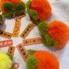 Peluche Imitación Piel de Conejo Color Caqui Cosas Buenas Suceden Colgante para Llavero Bola de Peluche Colgante para Mochila