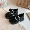 Zapatos de Cuero para Niñas 2026 Otoño Nuevos Elegantes para Niños Suela Suave Versátiles Zapatos de Princesa para Niñas Británicos Cómodos Zapatos para Conducir