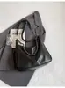 2026 Nova Bolsa de Ombro Única Retro de Grande Capacidade para o Dia a Dia Moda Versátil Casual Design de Nicho Bolsa Transversal com Corrente