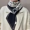 Bufanda Corta Clásica Estilo Coreano Big G Otoño e Invierno Pareja de Moda Cálida de Punto Bufanda Big G Versátil Alta
