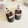 2026 Invierno Nuevos Zapatos de Cuero con Lazo para Niños Niñas Casuales Con Felpa Estilo Pequeño Chanel Zapatos Cálidos de Algodón para Niños Venta al por Mayor