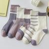 Meias femininas outono e inverno novas meias tubo roxo Meias femininas listradas de correspondência de cores japonesas Coringa tendência meias de algodão atacado