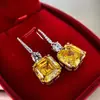 Huitan LAZADA Nuevos Pendientes Europeos y Americanos de Lujo Flor de Hielo Diamante Amarillo Moda Elegante Versátil Gancho de Oreja con Circonita Micro