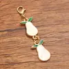 Varios accesorios de joyería personalizados de aleación transfronterizos europeos y americanos con dijes de frutas, llaveros de doble plátano, sandía y fresa