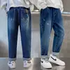 Z520 Buen Yangtong 2024 Primavera Nuevo Estilo Estilo de Etiqueta Personalizada Multicolores Sencillos de Moda Jeans Sueltos para Niños