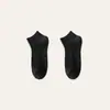 Calcetines para hombre de primavera y verano, calcetines tobilleros finos, calcetines cortos de corte bajo en blanco y negro, calcetines de algodón casuales transpirables y absorbentes de sudor para verano, venta al por mayor