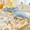 Roupa de Cama de Lã de Algodão Forrada Quatro Peças de Inverno Leite Veludo Puro Algodão Capa de Colcha Flanela Veludo Coral Infantil Capa de Colcha Individual