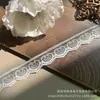 Em estoque Novo Lolita Bordado Solúvel Em Água Lace Leite Seda Único Lado Flor Onda Lace Lace Código De Barras