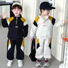 Conjunto de Sudadera Estilo Nuevo 2026 para Niños para Primavera y Otoño, Ropa Elegante para Bebés y Niños Mayores, Conjunto de Dos Piezas con Media Cremallera y Mangas Largas