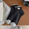 Meias Sem Costura para Mulheres, Meias Curtas Finas de Primavera e Verão com Etiqueta de Tecido de Renda, Design Fofo de Cachorro, Estilo Ins da Moda, Meias de Algodão de Corte Baixo Atacado