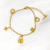 Pulseira de Fechadura Trevo de Quatro Folhas Estilo Coreano Estilo Mori Feminina Luxo Leve Moda Versátil Aço Titânio Amor V Joia de Mão Personalizada Sem Cair