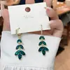 Pendientes de cristal Super flash de hojas verdes Pendientes elegantes japoneses y coreanos diseño de nicho de lujo ligero pendientes de alta calidad para Mujer Nuevos