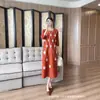 Vestido Elegante Plissado Feminino Plus Size Europeu e Americano Miyake Issey Miyake para Mulheres Curvilíneas, Efeito Emagrecedor, Vestido Floral Tridimensional