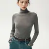 Suéter de lana 100% pura, tejido sin costuras de hilo Yangzi de calibre 18, para mujer, estilo fino, cuello alto falso, camiseta base ajustada