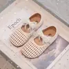 2026 Verano Nuevos Zapatos para Caminar de Bebé Niña Sandalias de Tejido Hueco para Niña Zapatos de Princesa con Lazo Moda