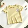 Camiseta Manga Curta de Seda Gelada Estilo Coreano para Meninas Camiseta Lisa de Cor Única para Bebê Verão Acabamento com Babados Top Dopamina para Bebê Casual
