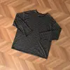 Camiseta de manga larga para hombre de primavera y otoño, top a rayas de cuello redondo estilo coreano de corte holgado, camiseta básica ajustada para otoño