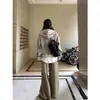 Moletom com Zíper Listrado Estilo Preguiçoso Outono Inverno com Capuz Lã Espessado Design de Alto Padrão Jaqueta Feminina Solta Emagrecedora Tendência