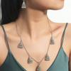 Moda Retro Tassel Colar Brincos Conjunto Europeu e Americano Estilo Boêmio Street Bell Colar Brincos Atacado