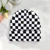 Popular Sombrero de Lana Versátil de Amazon con Patrón de Vaca Blanco y Negro, Sombrero Tejido Jacquard a Prueba de Viento y Cálido