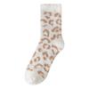 Meias de Veludo Coral para Mulheres Amazon Cross-Border Inverno Estampa de Leopardo Espessadas Não Soltam Fios Meias para Dormir em Casa Meia de Cano Médio para Chão