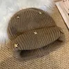 Gorro grueso estilo coreano de estrella azul tridimensional cálido para mujer, turbante de otoño e invierno, gorro de punto adelgazante para clima frío