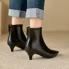 Botines Cortos Simples de Tacón Medio Calcetines Cortos Botas Delgadas Botas Martin Botas de Jinete Europeas y Americanas 32-48wish Botas de Comercio Exterior