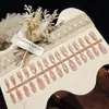ColeçãoConjunto de 30 Peças de Unhas Usáveis com Pedras de Vidro e Efeito Olho de Gato, Toque de Luxo, Efeito Iluminador, Arte de Unhas Simples, Unhas Pré-Fabricadas