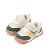 Primavera e Outono Novo Bebê Sola de Borracha Macia Antiderrapante Sapatos Infantis Moda Leve Respirável Sapatos de Bordado Mic Shoes BM13