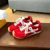 Versión de piel de vaca suave con aumento de altura interior, zapatillas de entrenamiento alemanas de punta inclinada para mujer, estilo ballet, adecuadas para combinar con faldas, zapatillas deportivas casuales, zapatillas de cuero genuino de suela gruesa