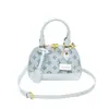Bolso de Mano Vintage con Forma de Concha 2026 Primavera/Verano Nuevo Bolso Cruzado con Letras en Relieve Bolso de Hombro Elegante de Nicho para Mujer