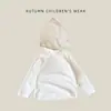 Sudadera con capucha de color liso y rayas para bebé niño, primavera y otoño, camiseta sencilla y elegante para bebé, prenda exterior de moda para niños