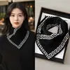 Bufanda de Cuello Otoño e Invierno 2025 Nueva Moda Elegante Protector de Cuello Resistente al Frío Versátil Calentador de Cuello Bufanda Triangular de Espiga